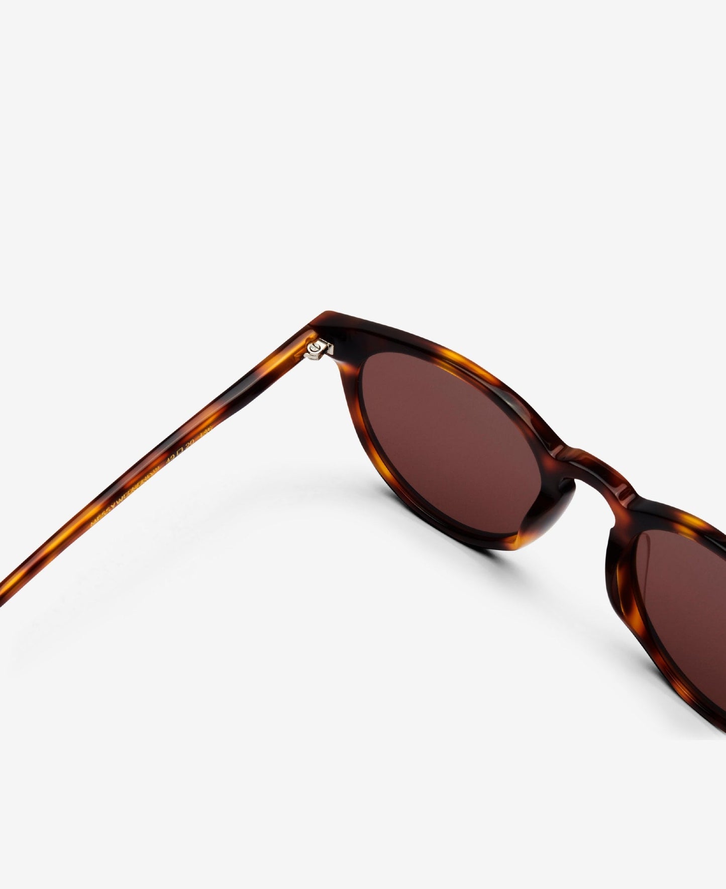 DEPP - Tortoise Brown